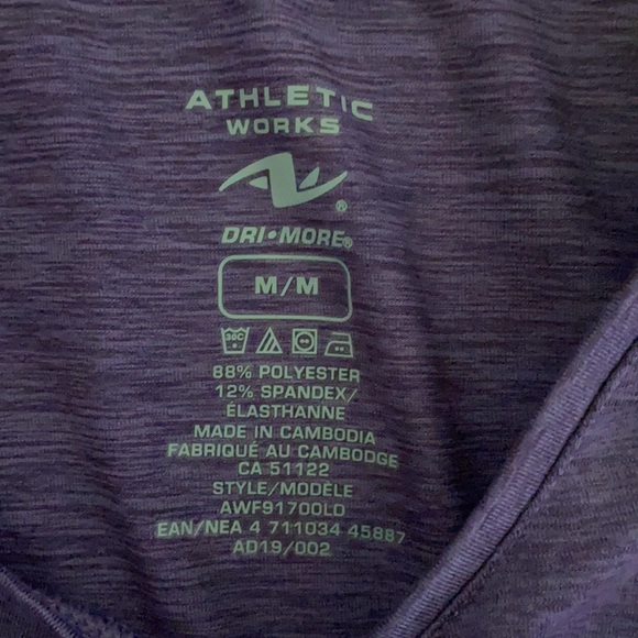 Workout top!! - Picture 2 of 3